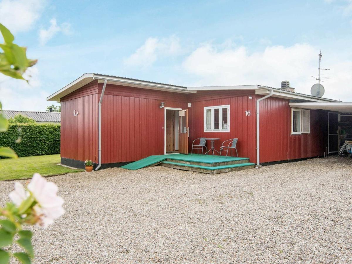 4 Person Holiday Home In Хадерслев Екстериор снимка